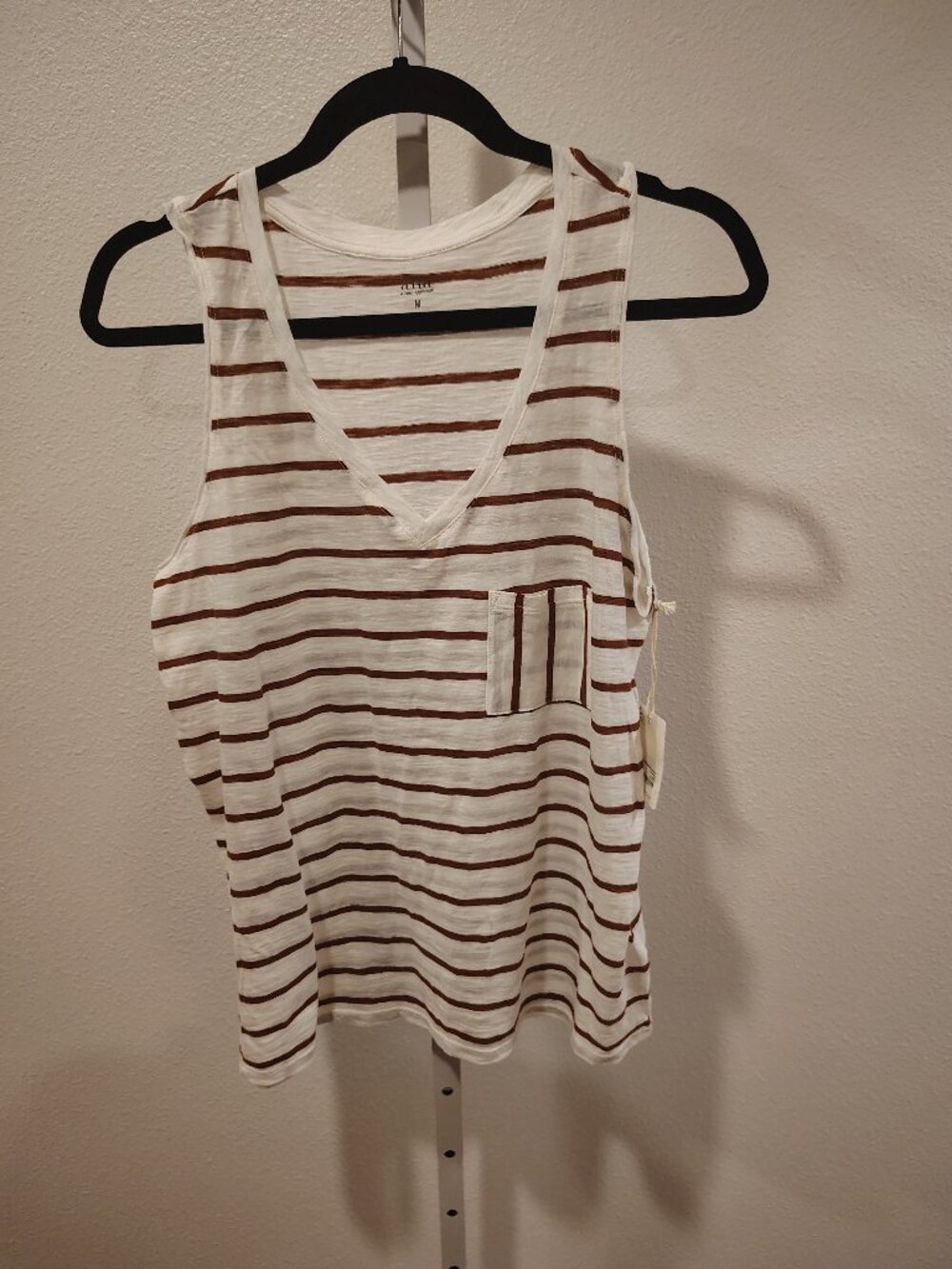 a.n.a. Women's Tank Top Size Medium NWT Striped Stripes Plunge V-Neck Pocket